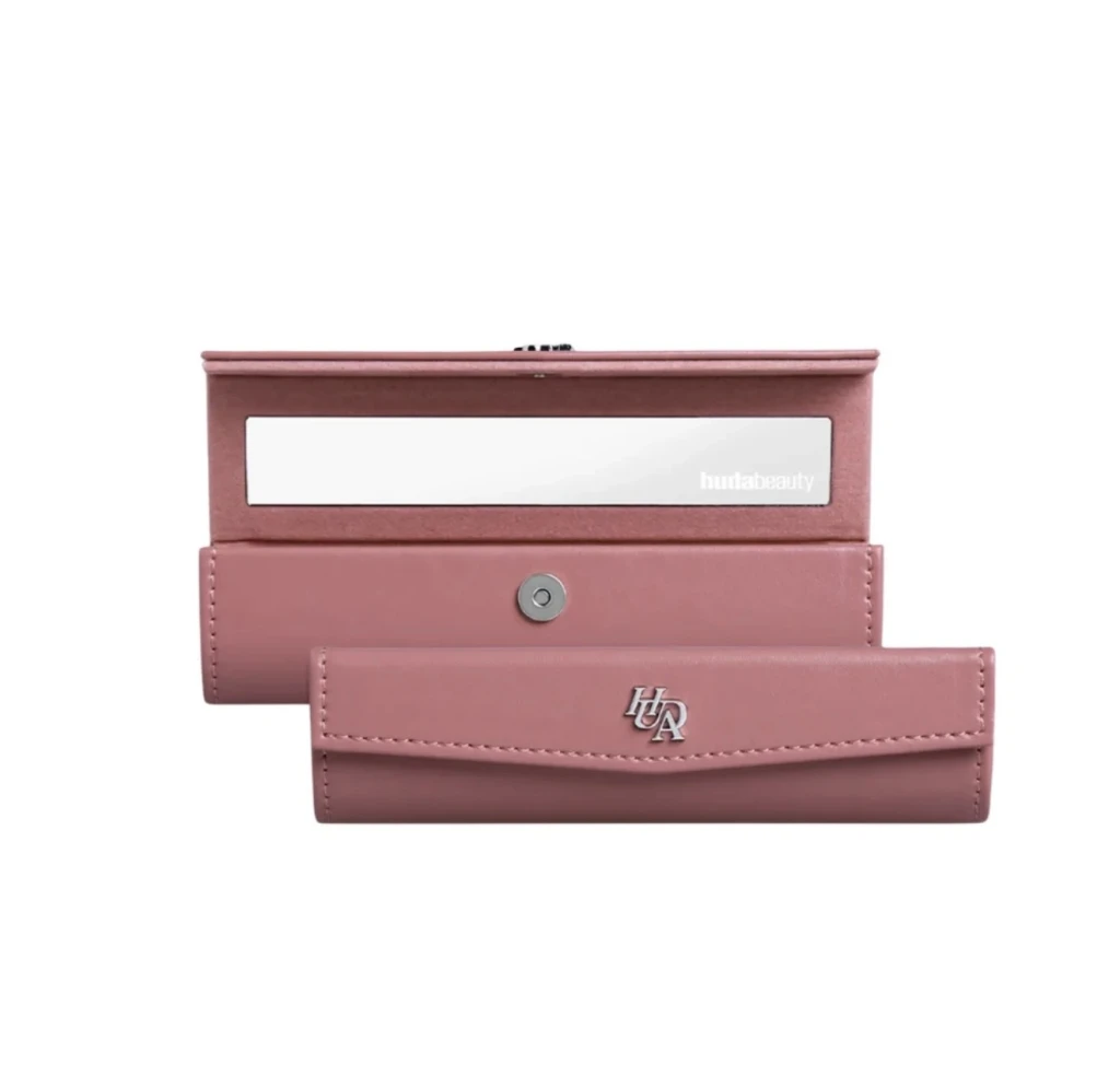 Lip mousse case